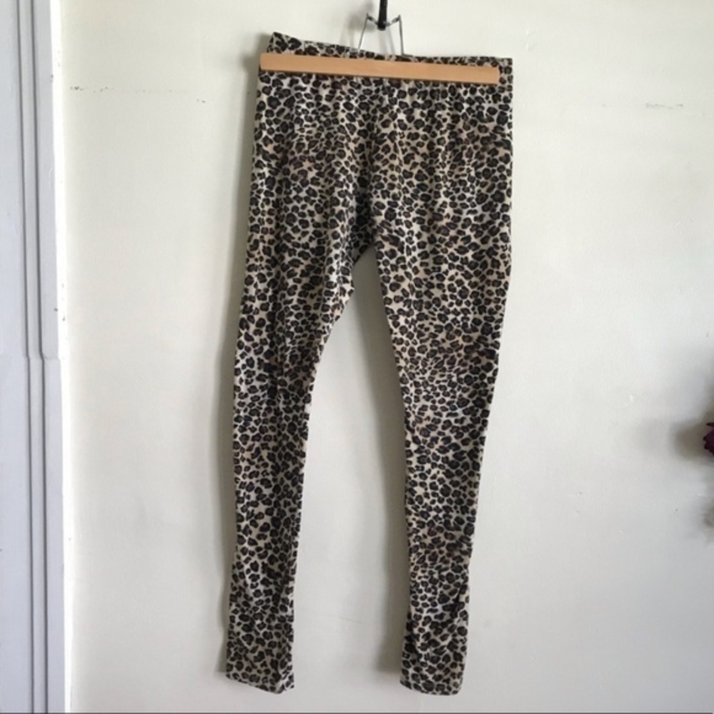 Ambiance Apparel Cheetah Legging